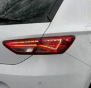 Origineel Seat Leon rechter achterlicht met achteruitrijlicht binnenkant-0