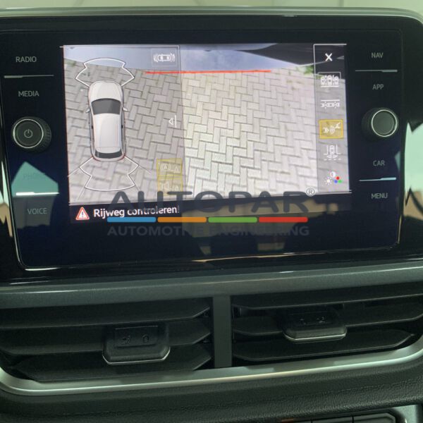 Achteruitrijcamera Volkswagen T-Roc nieuwe generatie Autopar trekhaak view