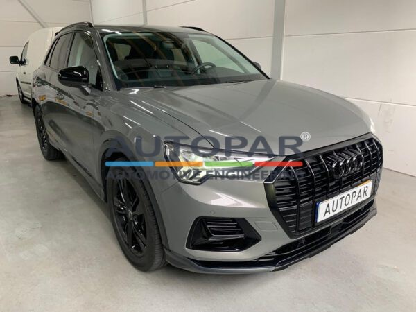 Audi Q3 zwarte logo's voorzijde ringen zwart Audi Q3 Autopar