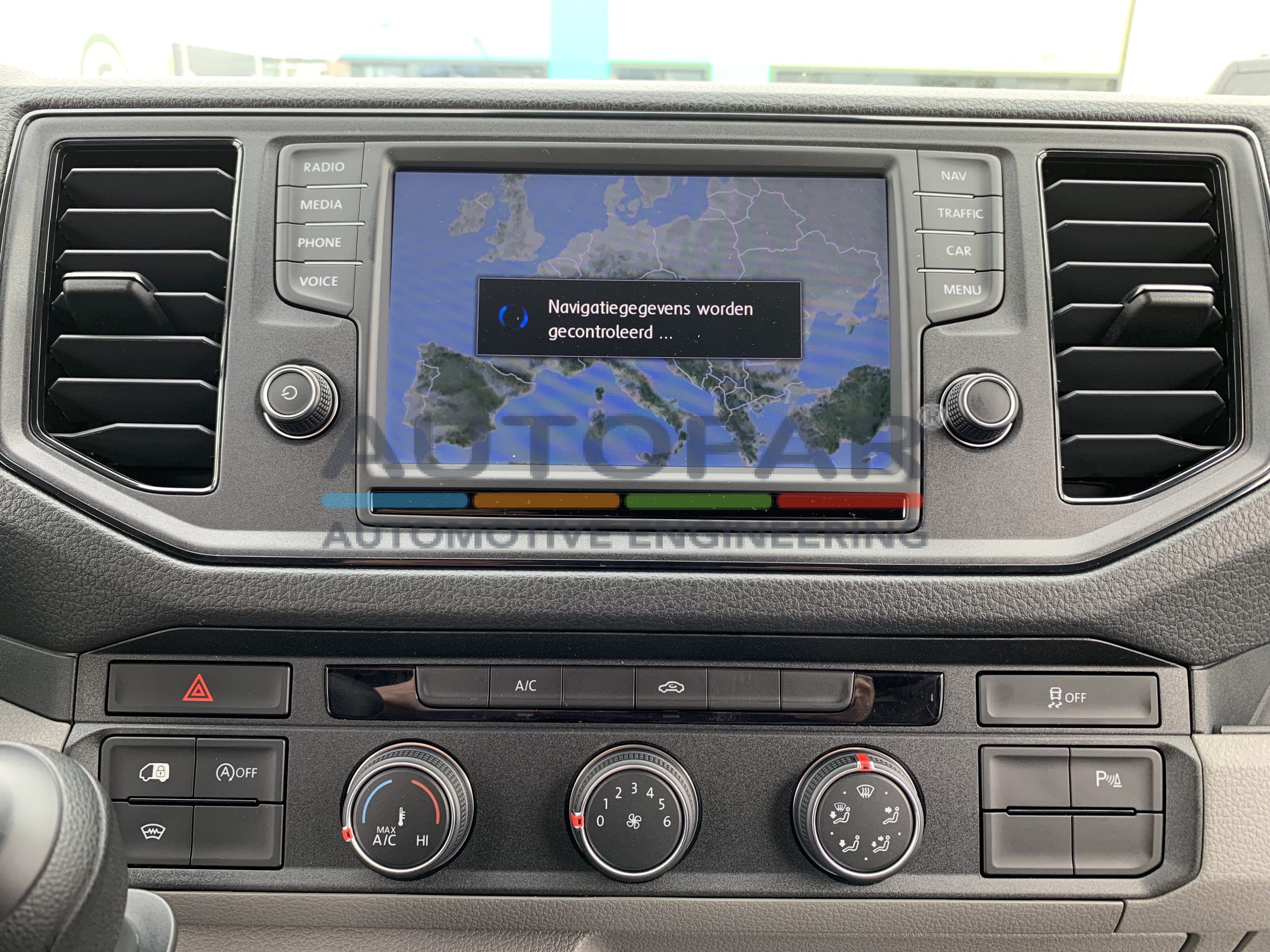 Schat Op maat Allergisch VW Crafter Discover Pro Infotainment Navigatiesysteem