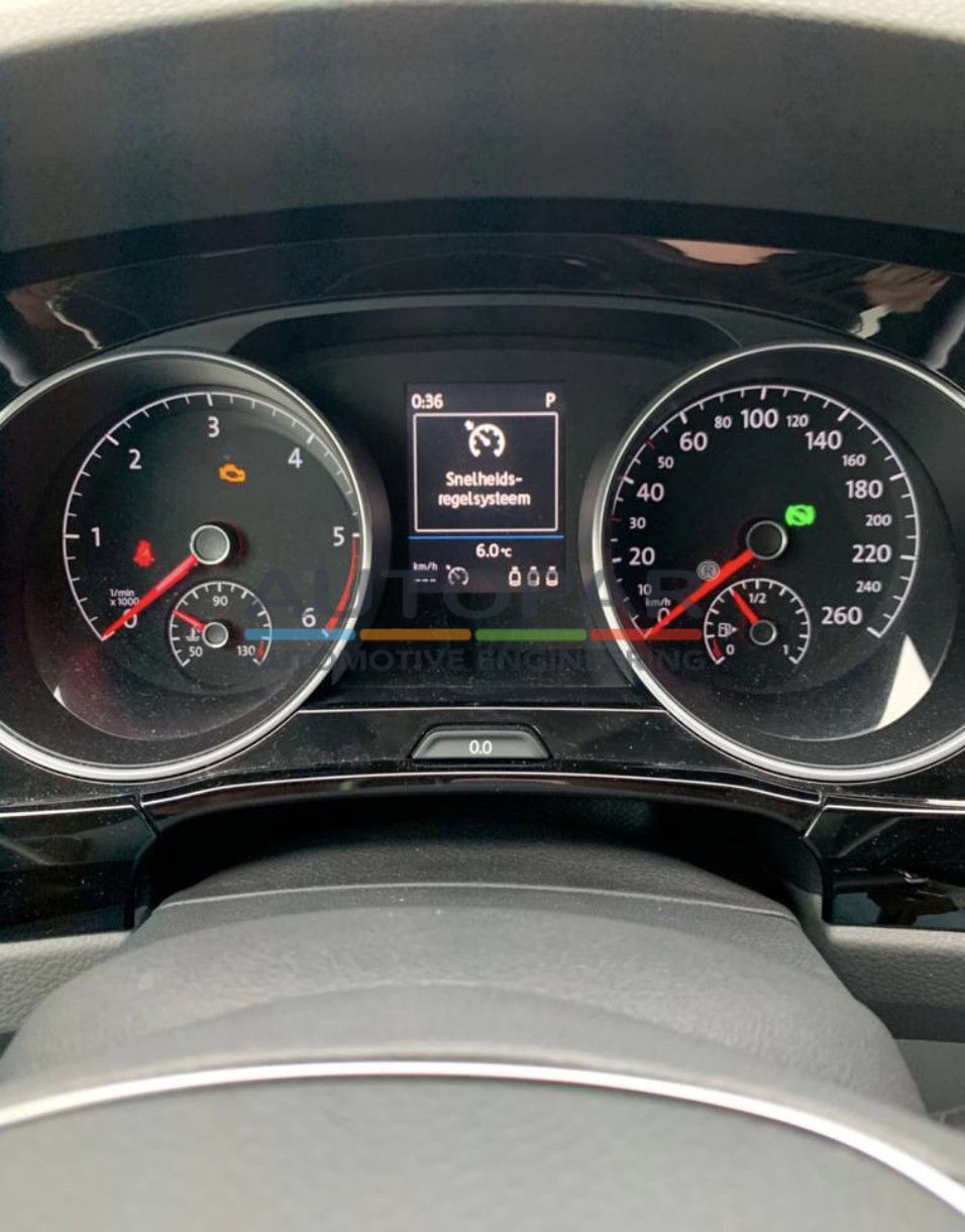 Golf sportsvan cruise montage tellerunit