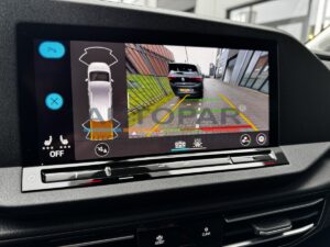Achteruitrijcamera VW Caddy 2020 - heden achterklep met sensoren en groot