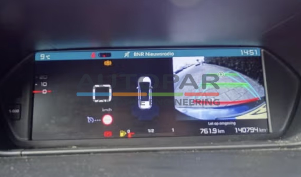 Citroen C4 Grand Picasso display defect